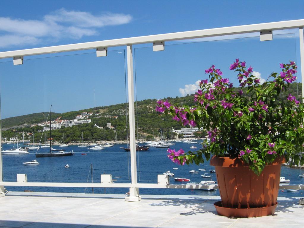 Seaview Guesthouse - Zf Hvar Hvar Town Esterno foto