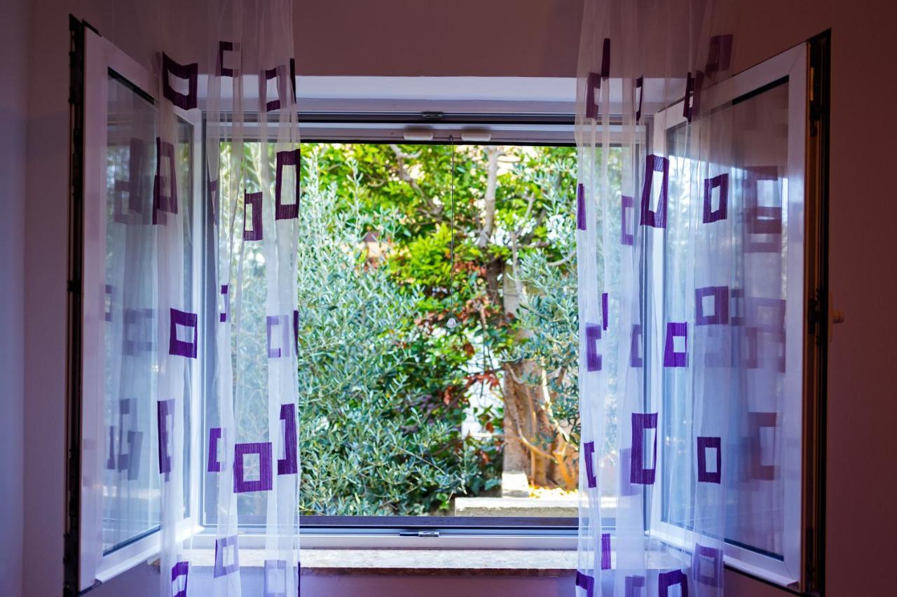 Seaview Guesthouse - Zf Hvar Hvar Town Esterno foto