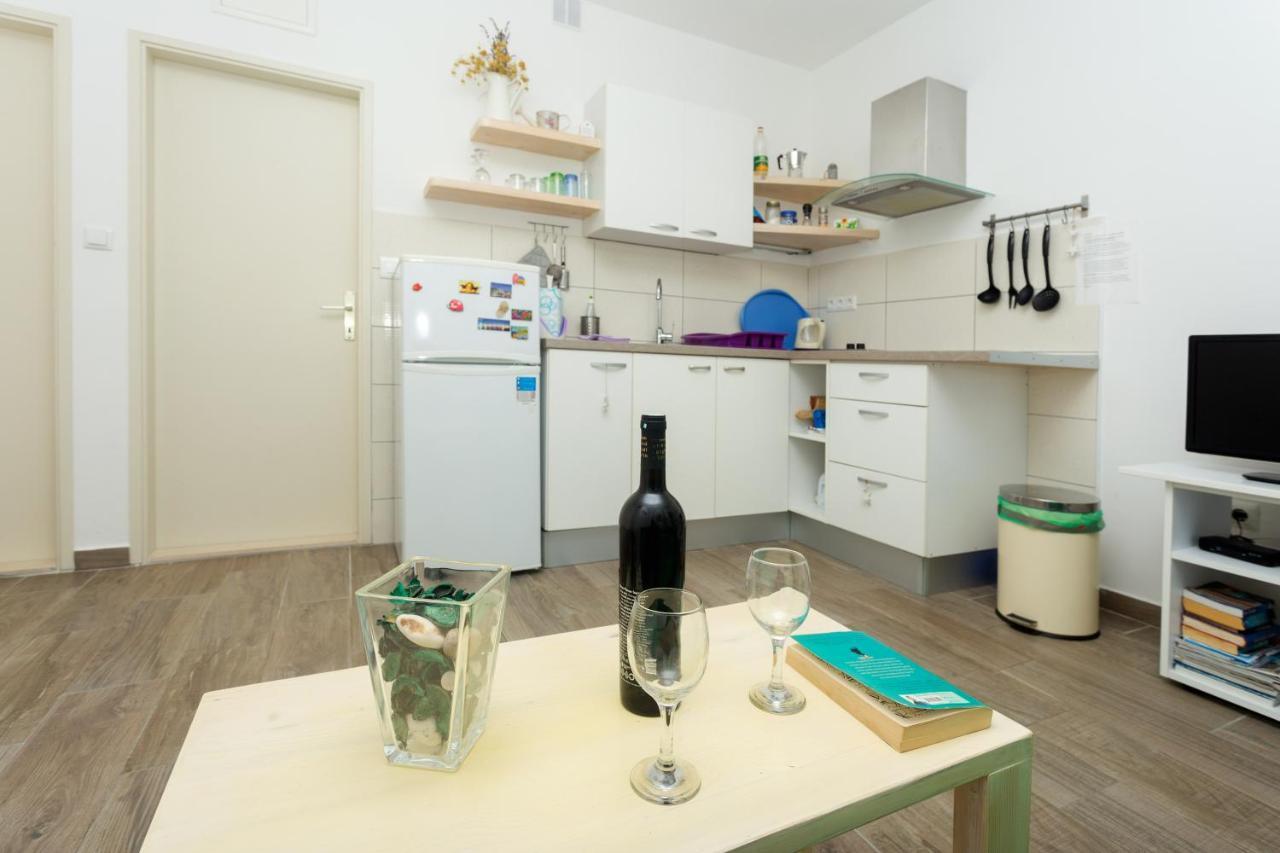 Seaview Guesthouse - Zf Hvar Hvar Town Esterno foto